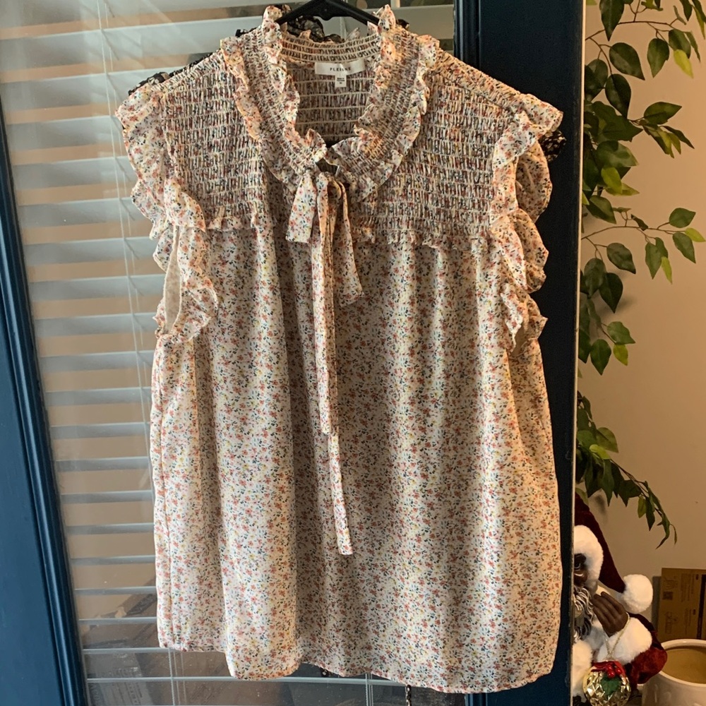 Pleione Cream Floral Ruffle Tie-Neck Camisole